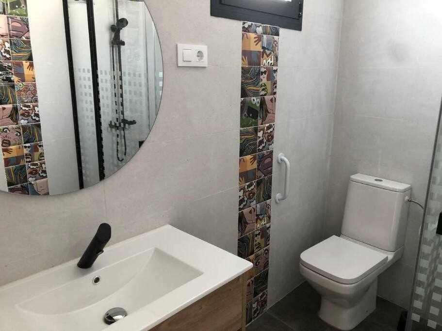Alojamiento El Pez Casa Con Piscina Climatizada Villafranca de los Caballeros Exterior foto